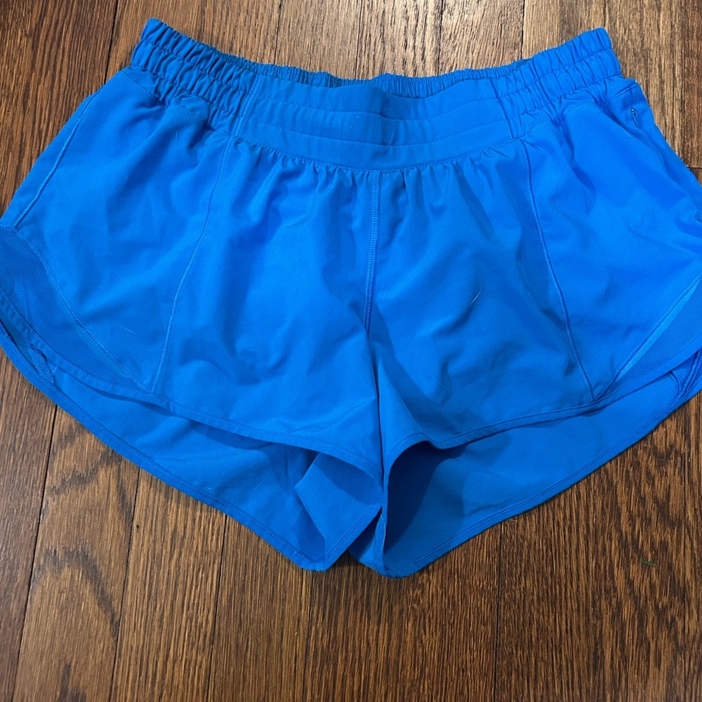 Lululemon hotty hot LR 2.5” poolside  Blue Athletic Shorts